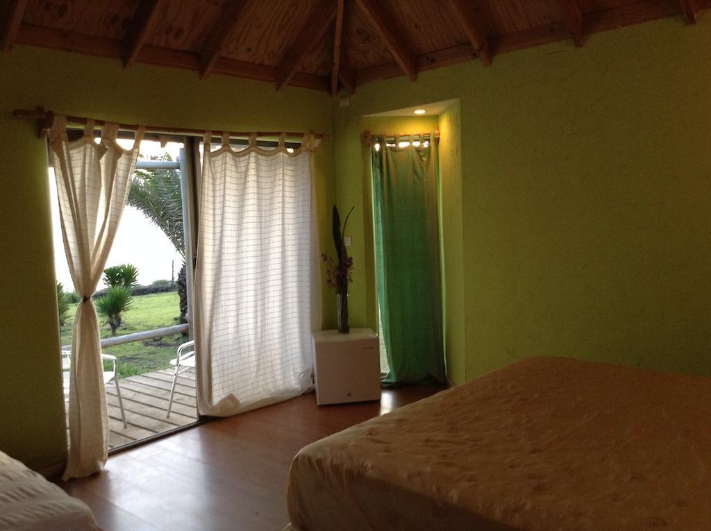 Mahia Hotel & Resto Hanga Roa Szoba fotó